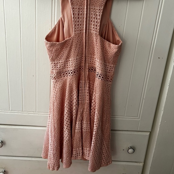 EUC City Studio Blush Lace Sleeveless Dress w/Asymmetrical Neckline, Lined - Picture 12 of 14